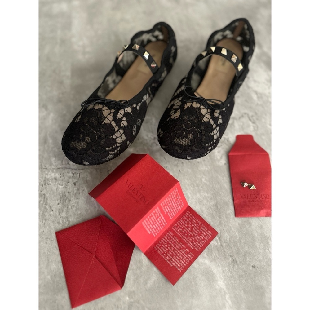 Valentino Rockstud‎ Black Lace Ballet Flats - Picture 3 of 16